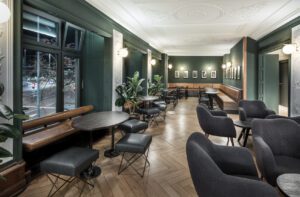 Starbucks_Zürich HBF (11)
